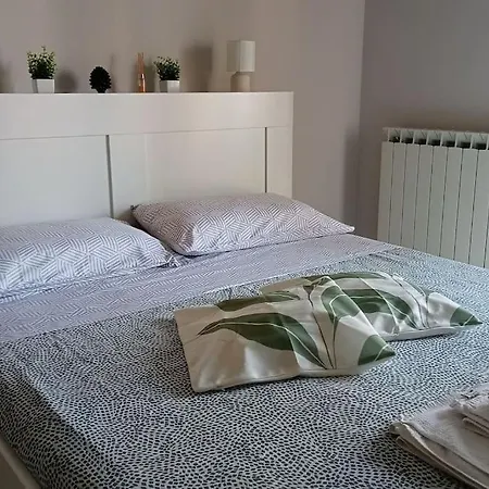 Lägenhet Casa Amuni' Monolocale A Free Parking Wifi Pisa